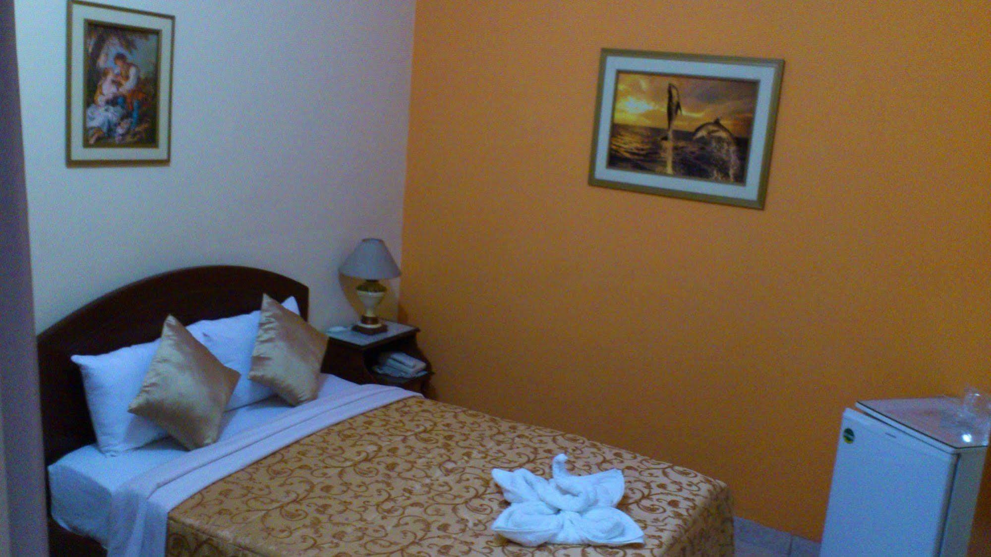 Hotel Suite Plaza Trujillo Exterior foto
